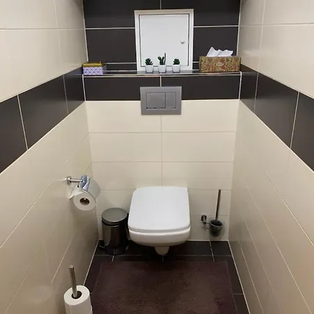 Appartement Apartman Slnecna Terasa S Vlastnym Parkovanim Na 2 Auta