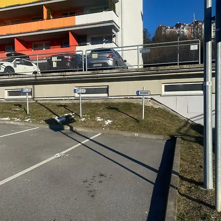 Appartement Apartman Slnecna Terasa S Vlastnym Parkovanim Na 2 Auta Žilina