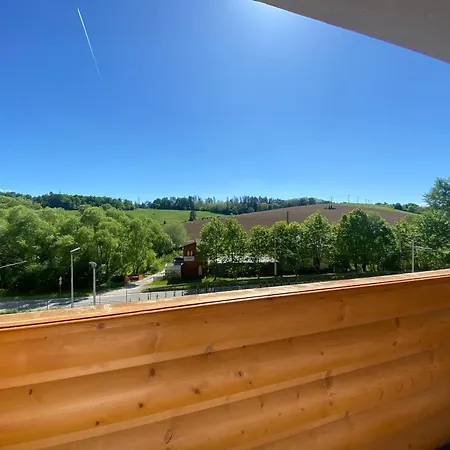 Apartman Slnecna Terasa S Vlastnym Parkovanim Na 2 Auta Žilina